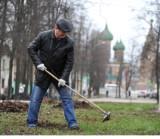 В Ярославской области в уборке территорий принимают участие тысячи человек